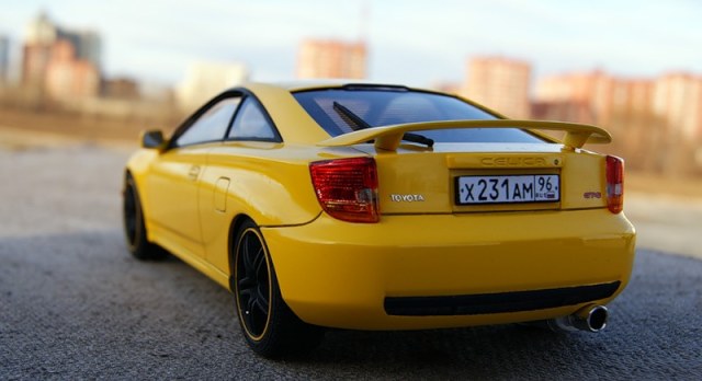 Toyota Celica и Yamaha TMax 05.jpg